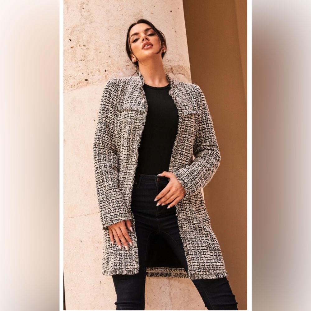 Laundry By Shelli Segal NWT (M) Boucle Fringe Trim Jacket